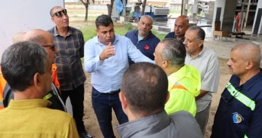 الصرف الصحى بالإسكندرية: فرق الطوارئ بالشارع لكسح مياه الأمطار أولًا بأول