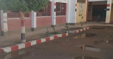 محافظ سوهاج يوجه بسرعة كسح ورفع المياه بمحيط مدرسة الصباح بجرجا