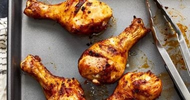 طريقة عمل دجاج مشوى مقرمش وطرى.. أسرار الشيفات