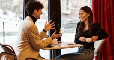 إتيكيت مقابلة العريس لأول مرة خارج المنزل.. قواعد مهمة لترك انطباع جيد