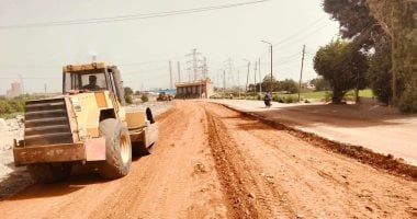 تقوية ورصف طريق برطس المنصورية الغربى بالجيزة بطول 2.5 كم
