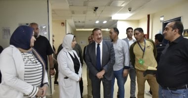 محافظ بورسعيد يتفقد وحدة طب أسرة بنك الإسكان بحي الضواحى