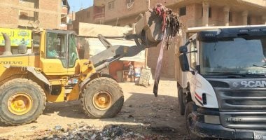 رفع 340 طن قمامة بأبو النمرس.. وتطهير ترعة ترسا استجابة للأهالى