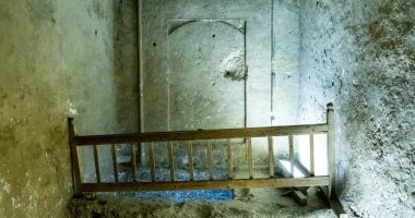 هنا كُتب التاريخ على الحجر.. لوحات حدود الملك إخناتون في تل العمارنة.. صور