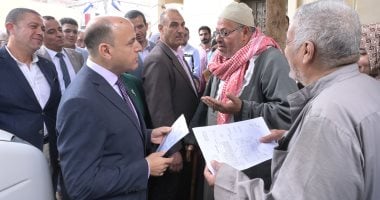 محافظ الغربية يتفقد قافلة طبية بقرية محلة روح بطنطا..الكشف والعلاج مجانا