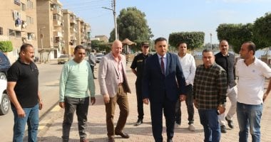 محافظ القليوبية يتفقد المقاعد الجديدة بكورنيش كفر شكر ويستمع إلى آراء الأهالي