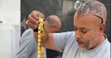 رفض المكافأة.. جزائرى يعثر على مجوهرات بـ35 ألف دولار ويعيدها لصاحبتها