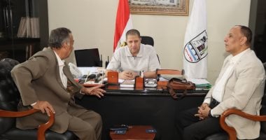 السكرتير العام ببني سويف يعقد اجتماعا لمناقشة إجراءات صيانة كوبري العساكرة بسمسطا