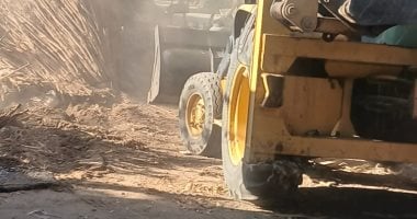 محافظ سوهاج يوجه بإزالة مقهى غرزة غير مرخصة على أملاك الري بأولاد نصير