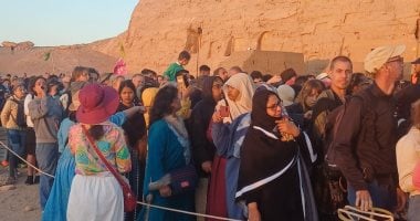 أطول طابور سياحي أمام معبد أبوسمبل