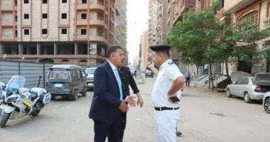 محافظ القليوبية يتفقد التكدسات المرورية بمفارق طريق أبو حشيش وشارع كلية التجارة ببنها