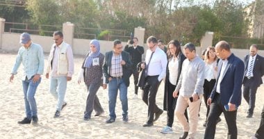 سفير كندا يزور منطقة آثار تونا الجبل بملوى ويشيد بالحضارة المصرية القديمة
