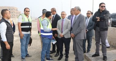 محافظ بني سويف يتابع مشروعي كوبري الميمون وقُشيشة