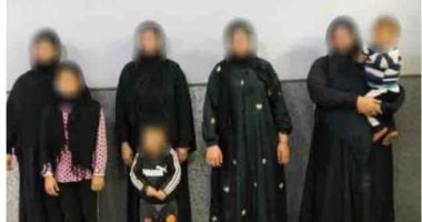 ضبط 8 سيدات تستغل 14 طفلاً في أعمال التسول والإلحاح بالجيزة