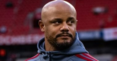 بايرن ميونخ يعلن أخر تطورات الحالة الصحية لمدربه كومباني