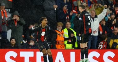 بورنموث يهزم ميلان بثلاثية ويحقق إنجازًا تاريخيًا في الدوري الأوروبي