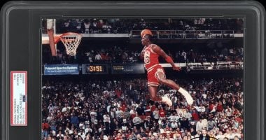 Signed Michael Jordan Photo From 1988 Dunk Contest Goes Up for Auction