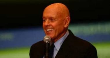 From Book to Phenomenon: How Stephen Covey Reshaped the Language of Self-Help