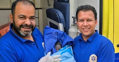 Egyptian Paramedics Help Sudanese Woman Give Birth at Home in Cairo