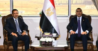 وزير الشباب والرياضة يبحث مع رئيس الاتحاد السكندري المشروعات الاستثمارية بالنادي