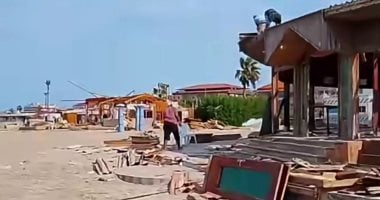 انطلاق المرحلة الأولى من مشروع تطوير شواطئ رأس البر.. صور