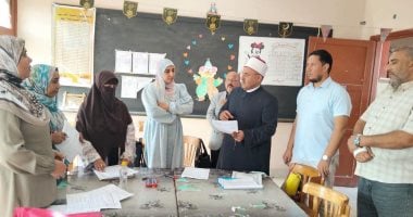 رئيس منطقة الإسماعيلية الأزهرية يتابع اختبارات الفهم القرائى بمعاهد القنطرة