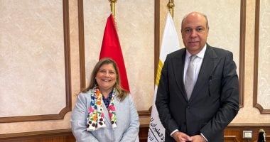 وزير الطيران يبحث مع سفيرة البرتغال بالقاهرة سبل تعزيز الربط الجوي بين البلدين