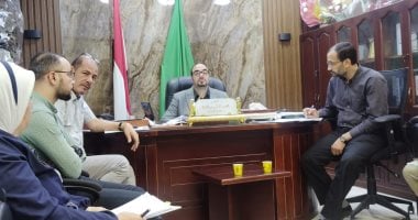 وكيل صحة الفيوم يناقش احتياجات المستشفى العام من الأجهزة الطبية