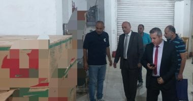 ضبط 5000 عبوة زيت مجهولة المصدر داخل منشأة غير مرخصة بطنطا