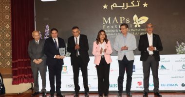 نائب محافظ بني سويف يشارك في افتتاح مهرجان النباتات الطبية بالمتحف الزراعي
