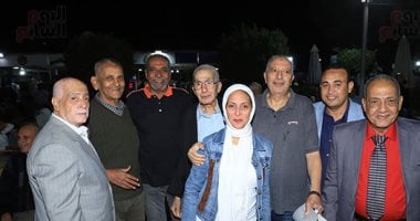 ثروت جميل ومحمد أشرف أبو عوض يحتفلان بعيد ميلاد كبير مشجعي نادي الترسانة