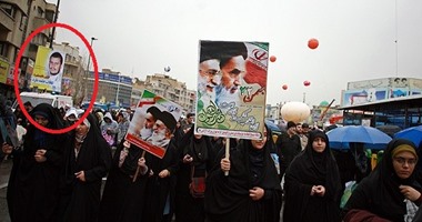 طهران ترفع لافتات فى ذكرى الثورة الإسلامية مؤيدة للحوثى