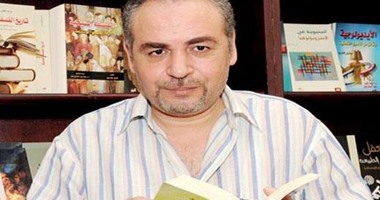 حمدى الجزار: فخور بفوز روايتى "الحريم" بمعرض الكتاب