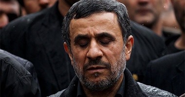 البنك المركزى الإيرانى يغلق حساب "أحمدى نجاد" بسبب تهم فساد