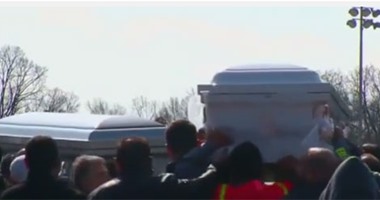 بالفيديو.. تشييع جثامين الطلاب المسلمين الثلاثة بأمريكا