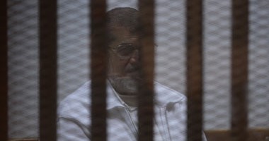 بدء محاكمة "مرسى" و10 من قيادات الإخوان بقضية التخابر مع قطر