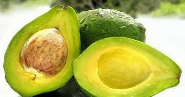 Avocado leaves are your magic remedy to restore the health of your hair and protect it from hair loss