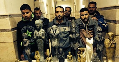 القبض على 3 عاطلين بحوزتهم قطع أثرية فى الزقازيق