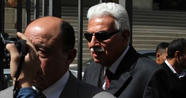 أحمد نظيف يسدد مليون و 147 ألف جنيه على ذمة قضية "فساد الأهرام"