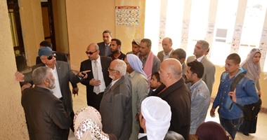 محافظ السويس يحيل مدير مدرسة عيون موسى للتحقيق