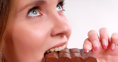 5 فوائد للشيكولاتة أهمها رشاقة المرأة وجمالها
