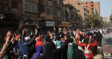 إحالة 3 سيدات ومتهمين هاربين لـ"جنح المحلة" فى اتهامهم بالتظاهر ضد النظام