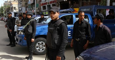 إحباط محاولة سائق سرقة سيارة أمام مول تجارى بمدينة نصر