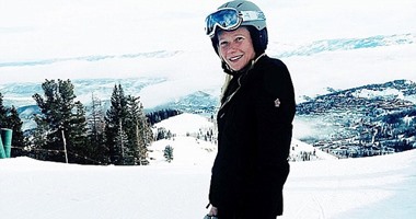 جوينيث بالتو تمارس رياضة التزلج على الجليد فى يوتا