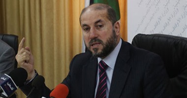 مستشار الرئيس الفلسطينى للشئون الدينية يصل القاهرة