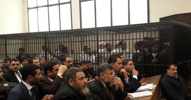 وصول أعضاء خلية على اتصال بداعش لحضور جلسة محاكمتهم بالشرقية