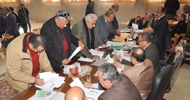 37 يتقدمون بأوراقهم للترشح فى انتخابات البرلمان ببورسعيد