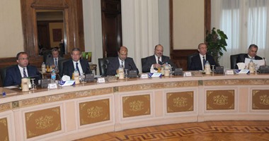 الحكومة تستعرض التقرير النهائى لخطة حل مشكلة الأمطار بالإسكندرية والبحيرة
