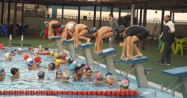 تدريبات مكثفة لبراعم الأهلى استعدادا بطولة القاهرة للسباحة