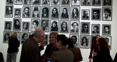 بالصور.. "انظر حولك" معرض فن تشكيلى فى إسبانيا يحتفى بالفن العربى